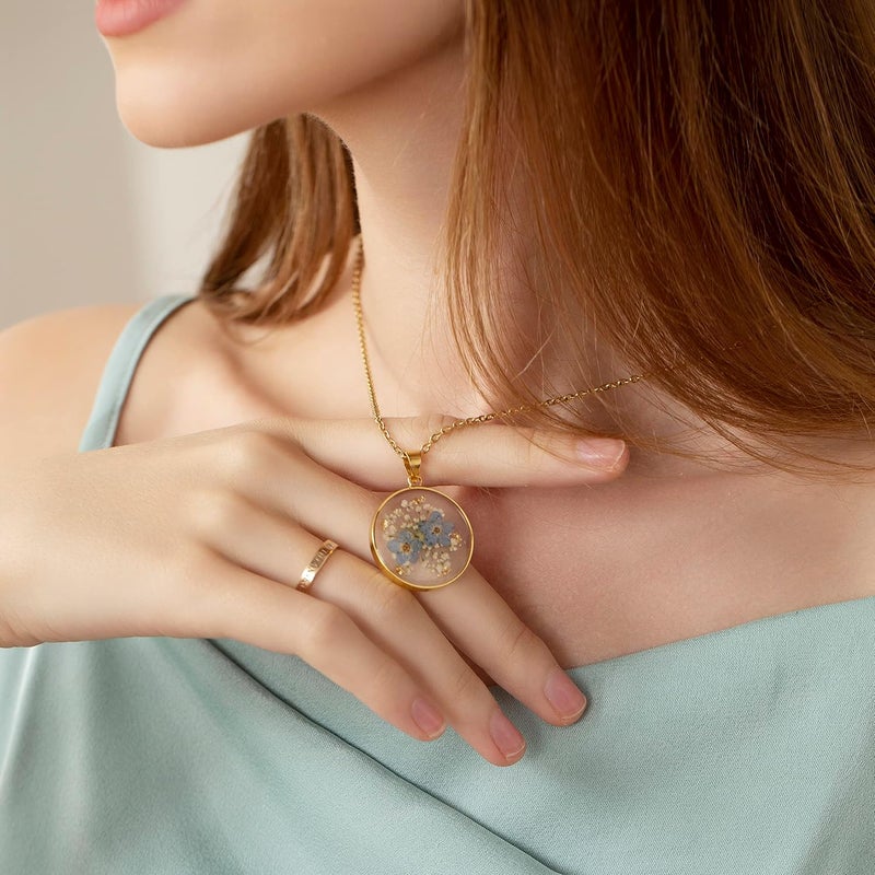 AUNTESIGN Store Forget-Me-Not and Queen Anne's Lace Pressed Wildflower Necklace | Birth Month Real Flower Necklace | Gold/Silver Pressed Flower Jewelry | Personalized Handmade Jewelry - Image 3